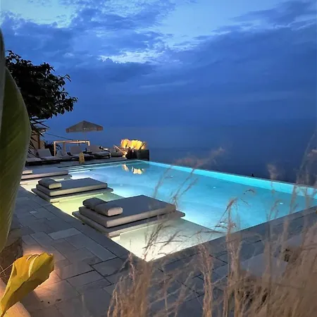 Penzion Agapitos & 4*