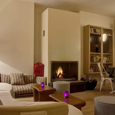 Pensjonat Agapitos & 4*